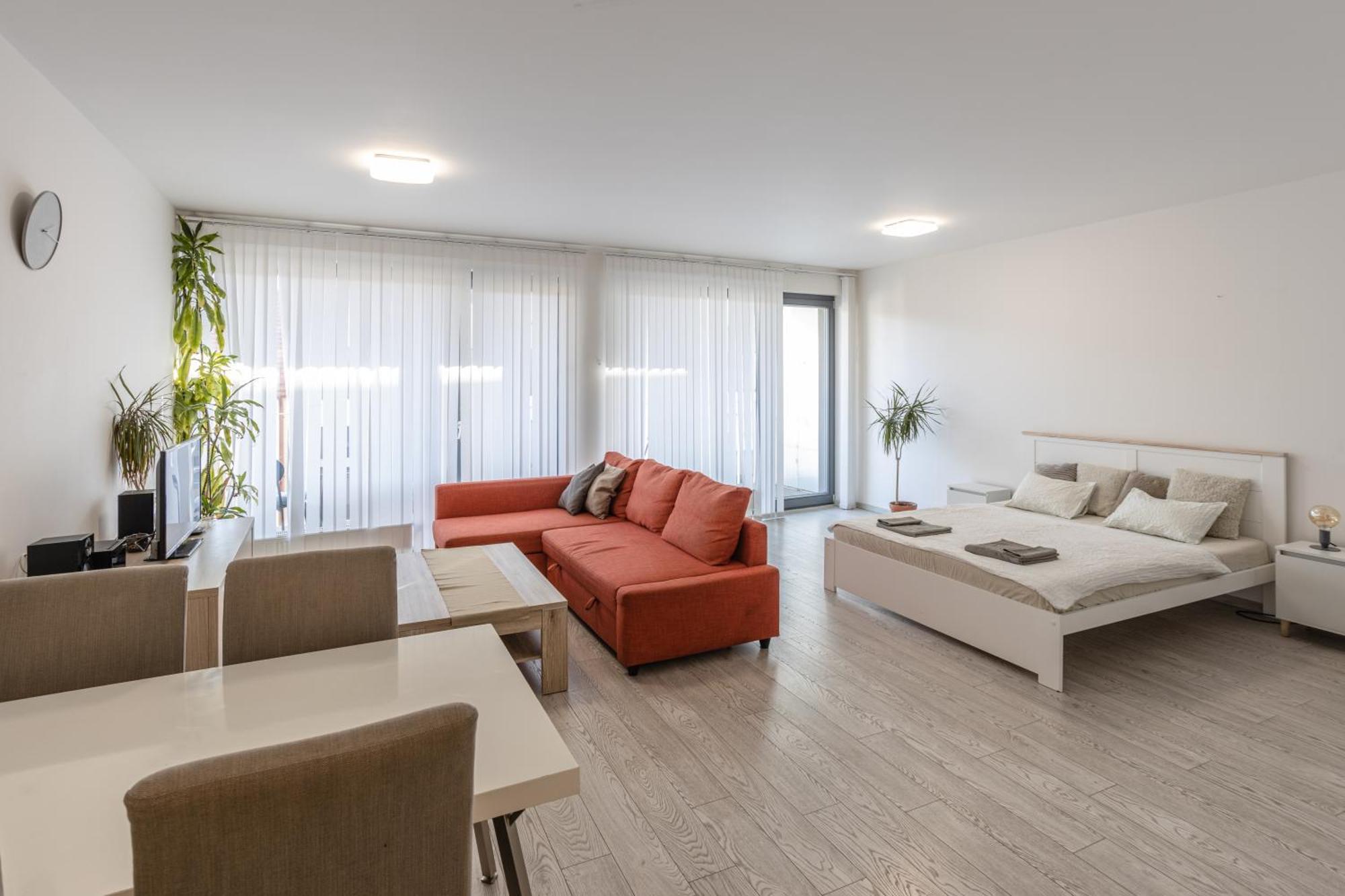 Spacious Terrace With Free Private Parking Appartement